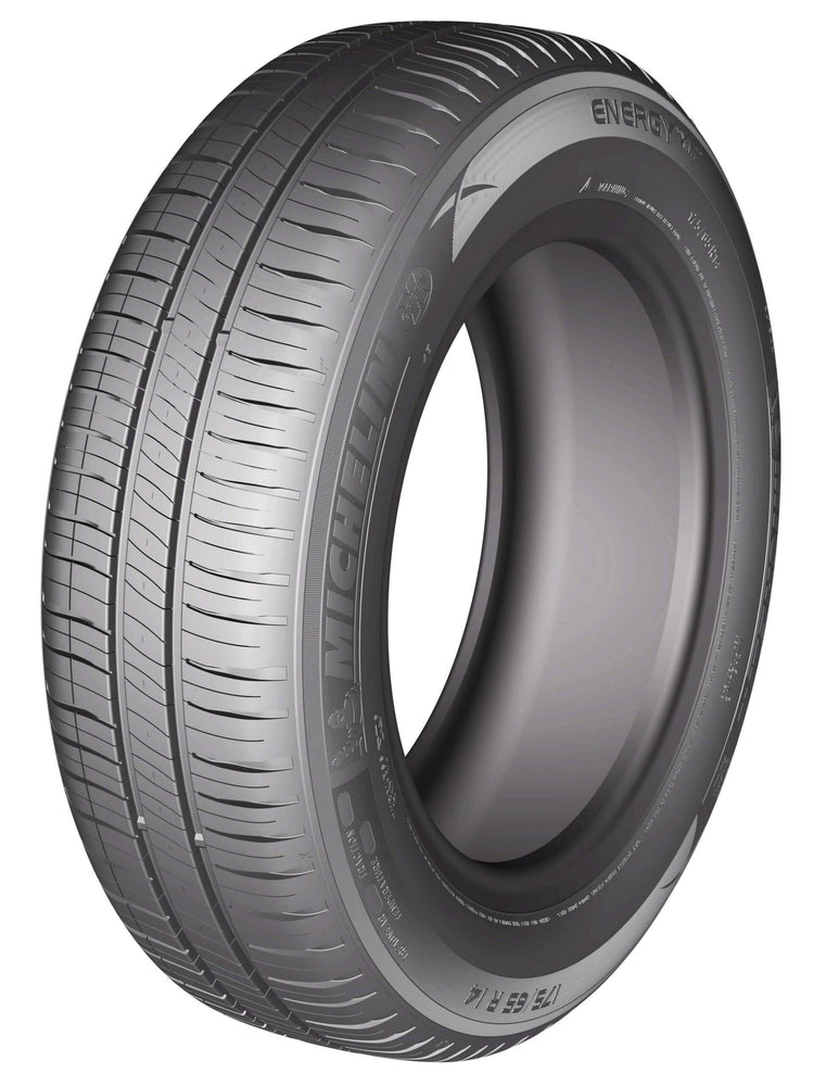 Neumático MICHELIN 215/70 R15 ENERGY XM2+